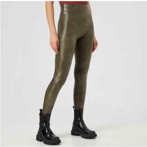 SPANX Faux Leather Croc Shine Leggings Darkened Olive Slimming Size Small - Picture 3 of 11